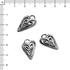 Dije corazon calado alargado