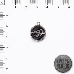 Dije Corazones con flecha 18mm