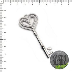 Dije Llave grande con corazón