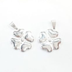 Trebol en acero blanco