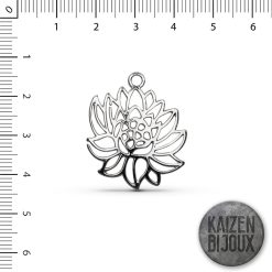 Flor de loto calada